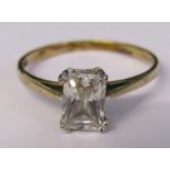 9ct gold cubic zirconia dress ring size O weight 1.5 g