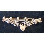 9ct gold gate bracelet with padlock clasp 14g
