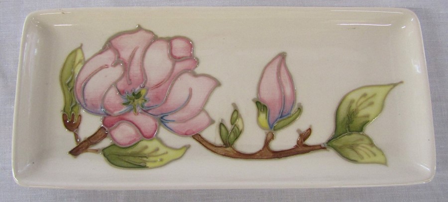 Moorcroft pin tray 'Pink Magnolia' pattern L 20 cm