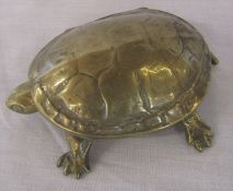 Late 19th century bronze novelty table vesta in the form of a tortoise, the hinged shell enclosing