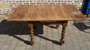 Oak draw leaf table