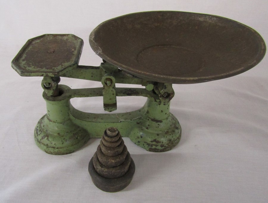 Set of scales and weights