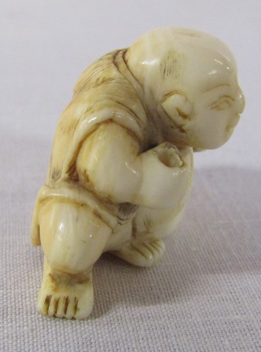 Small Japanese ivory netsuke H 20 mm L 33 mm - Image 4 of 5