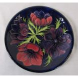 Moorcroft 'Anemone pattern' charger  c.1993 D 26 cm