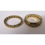 2 9ct gold rings size L weight 4.3 g