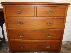 Mahogany chest of drawers L 106.5 cm, D 53 cm, H 100 cm