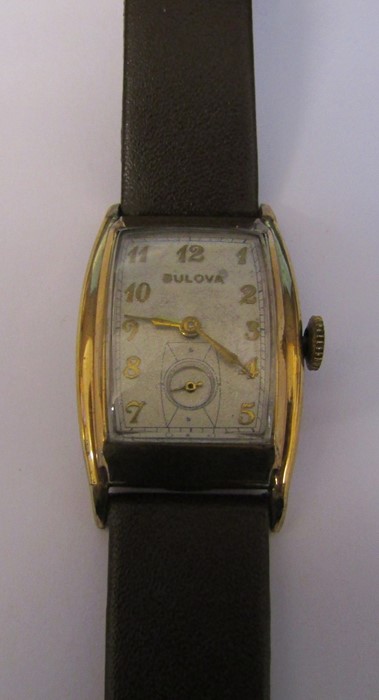 Vintage Bulova 15 jewels gold plated wristwatch (Bulova Watch Co USA) with leather strap