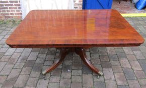 Mid Victorian pedestal dining table 112 cm x 152 cm