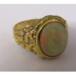 14ct gold plated opal ring size S weight 4.1 g