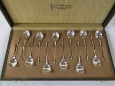 Cased set of 12 Dutch silver teaspoons weight 2.27 ozt