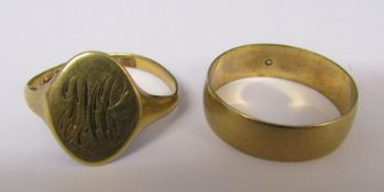 9ct gold band ring size P weight 2.30 g & a 9ct signet ring size P (mis-shapen) weight 2.35 g