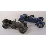 2 collectors metal reproduction vintage racing cars L 37 cm & 42 cm