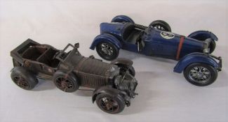 2 collectors metal reproduction vintage racing cars L 37 cm & 42 cm