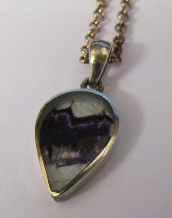 Silver Blue John pendant and chain - Image 2 of 3