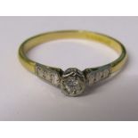 18ct gold and platinum illusion set diamond ring size U weight 2.5 g