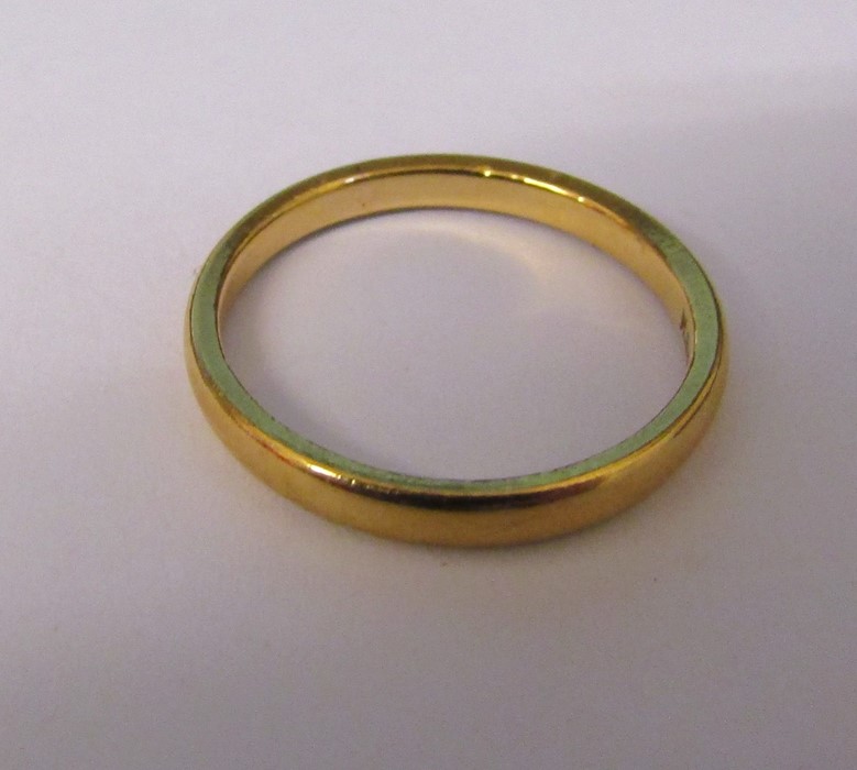 22 ct gold band ring size O weight 3.2 g