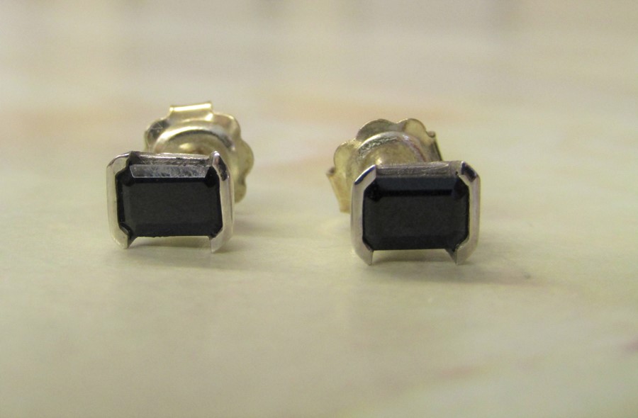 Pair of 9ct white gold sapphire earrings (0.70 ct each)