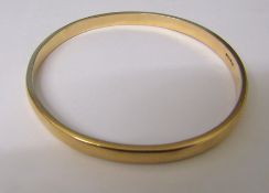 9ct gold bangle weight 25.7 g D 6.5 cm