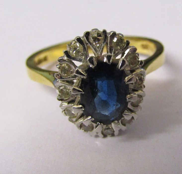 18ct gold sapphire and diamond ring weight 4.5 g size L/M