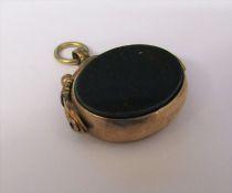 9ct gold swivel fob total weight 7.9 g