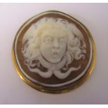9ct gold cameo brooch depicting bust portrait of Medusa, with pendant fastener D 4.5 cm total weight