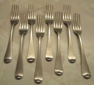 8 Georgian silver dinner forks inc London 1824 and 1816 total weight 10.72 ozt L 16.5 cm