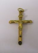 9ct gold crucifix L 4 cm weight 1.66 g