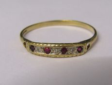 9ct gold ruby and diamond chip ring size Y weight 1.4 g