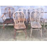 A set of six Windsor wheel back chairs (5+1)