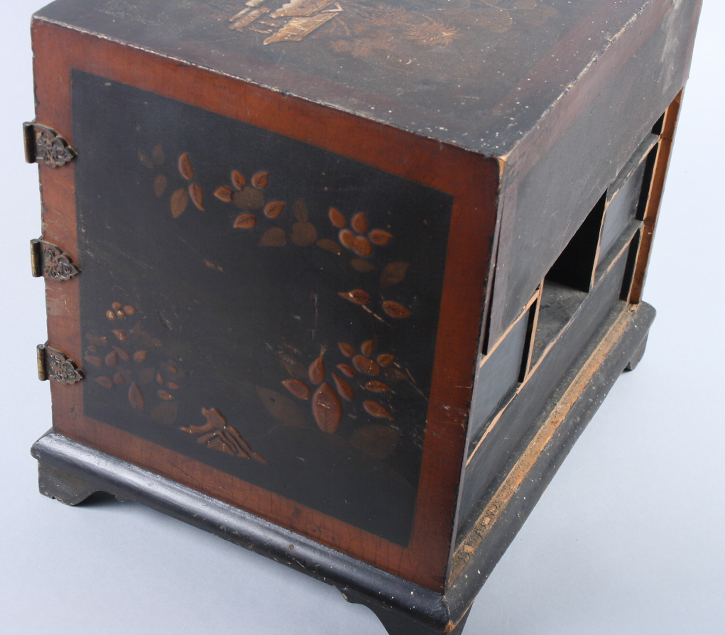 A collector's 19th century Japanese lacquered cabinet, fitted drawers, on bracket feet, 11" wide - Image 5 of 6