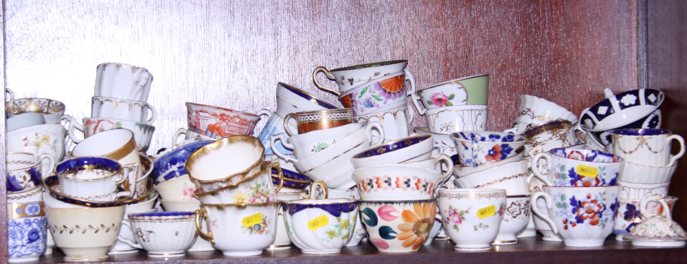 A large collection of English and Continental cabinet cups and saucers, various - Image 3 of 4