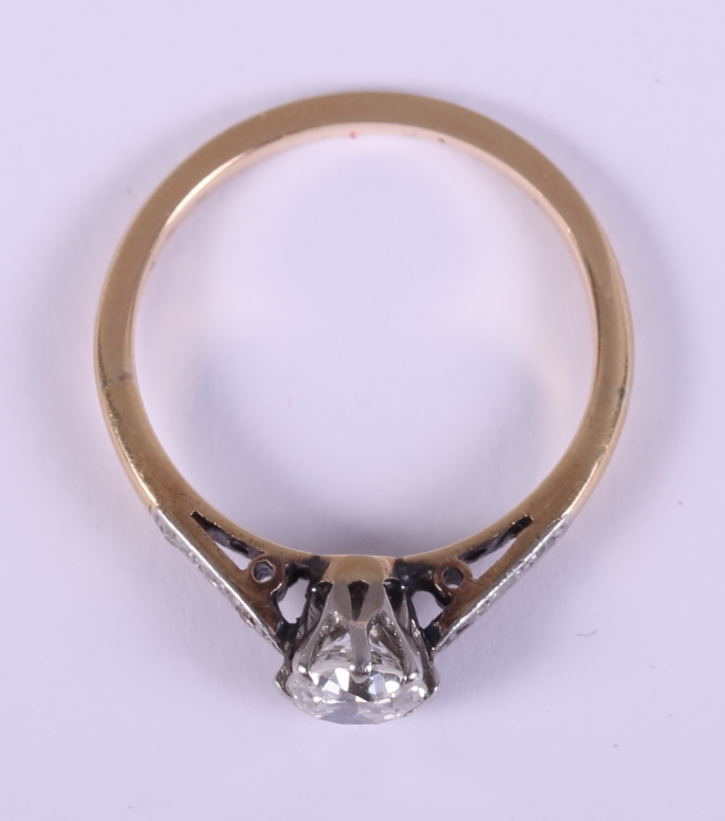 A diamond ring, central stone 0.5ct approx, the shoulders set six diamonds, 0.1ct approx, ring - Image 2 of 4