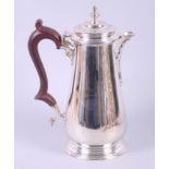 A silver baluster-shaped hot water pot with wooden handle, 29.7oz troy approx