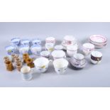 A Miles Mason proto "Willow" pattern part teaset, a pair of Hilditch and Sons cups and saucers and