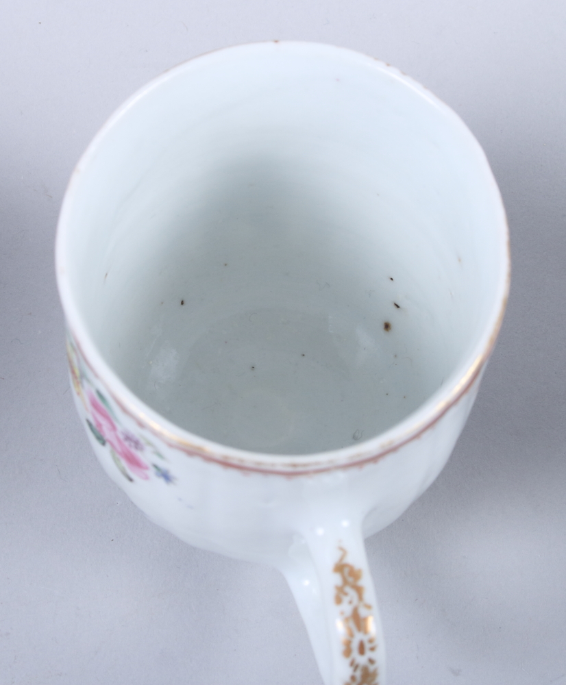 Three 18th century Chinese armorial cups, various crests (rim chips, repairs and rubbed gilding) - Image 5 of 12