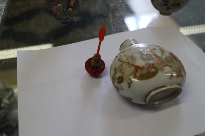 A Chinese porcelain moon-shaped snuff bottle, decorated precious objects, seal mark to base, another - Image 5 of 7