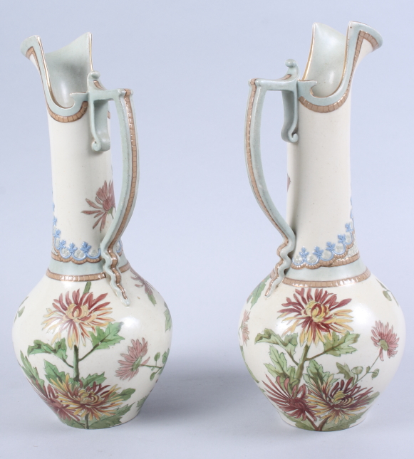 A pair of Doulton Lambeth ewers, with chrysanthemum decoration, 12 1/2" high - Image 3 of 6