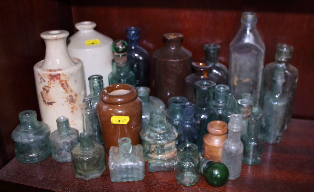A large collection of glass and ceramic pharmaceutical, medicinal, ink and other bottles - Image 2 of 7