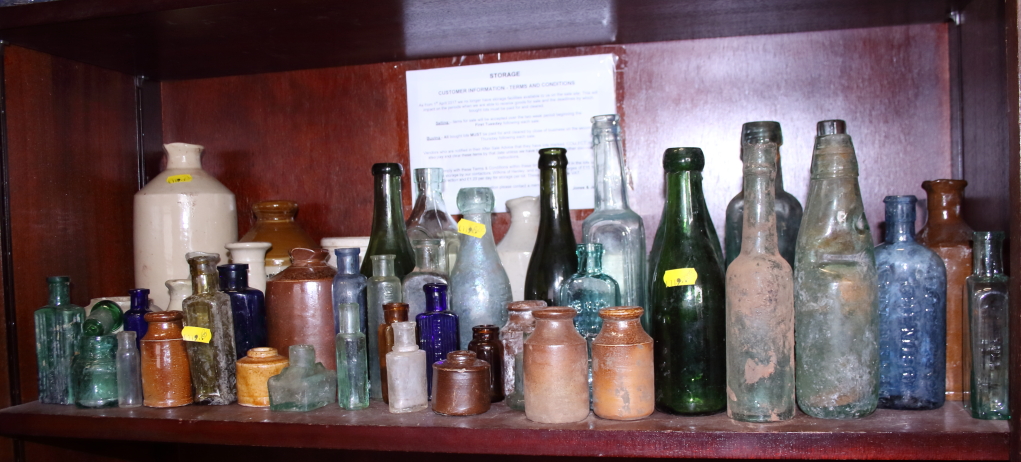 A large collection of glass and ceramic pharmaceutical, medicinal, ink and other bottles - Image 3 of 7
