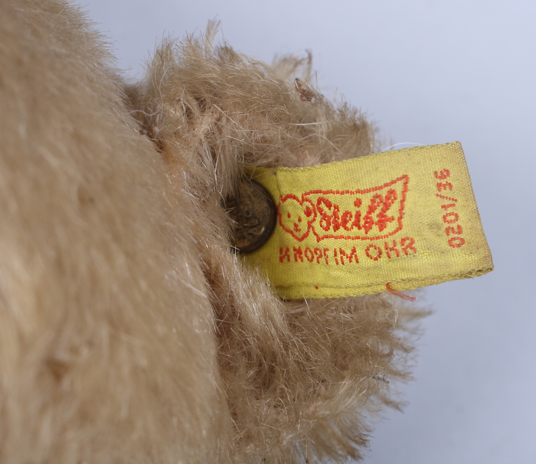 A Steiff 1950s mohair Pooh bear, 10" high - Image 3 of 3