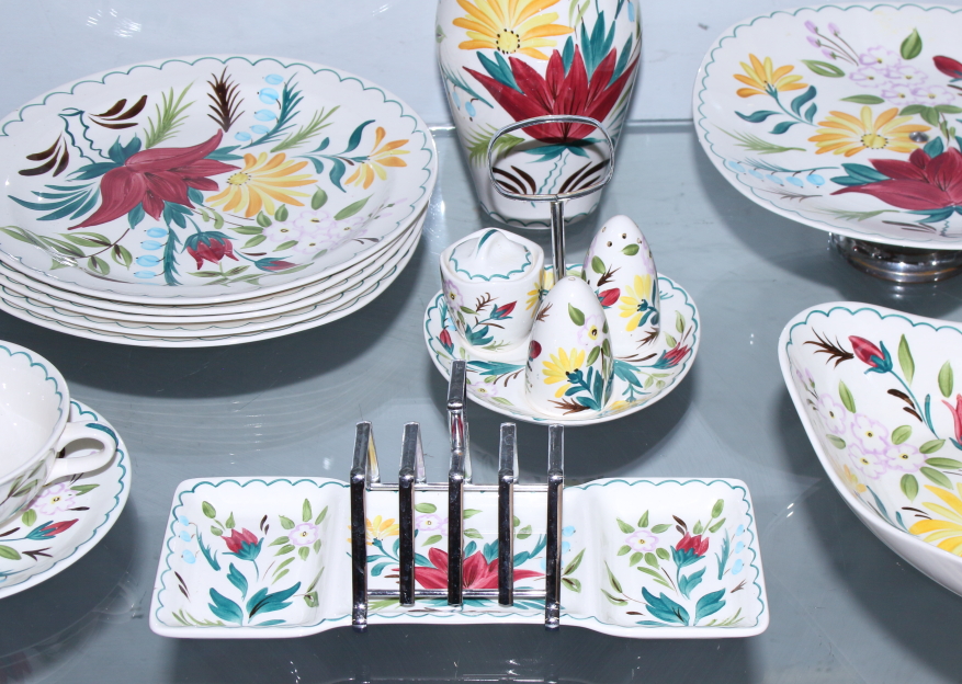 A collection of 1960s Midwinter "Bella Vista" pattern tableware, designed by Eve Midwinter and - Image 3 of 7