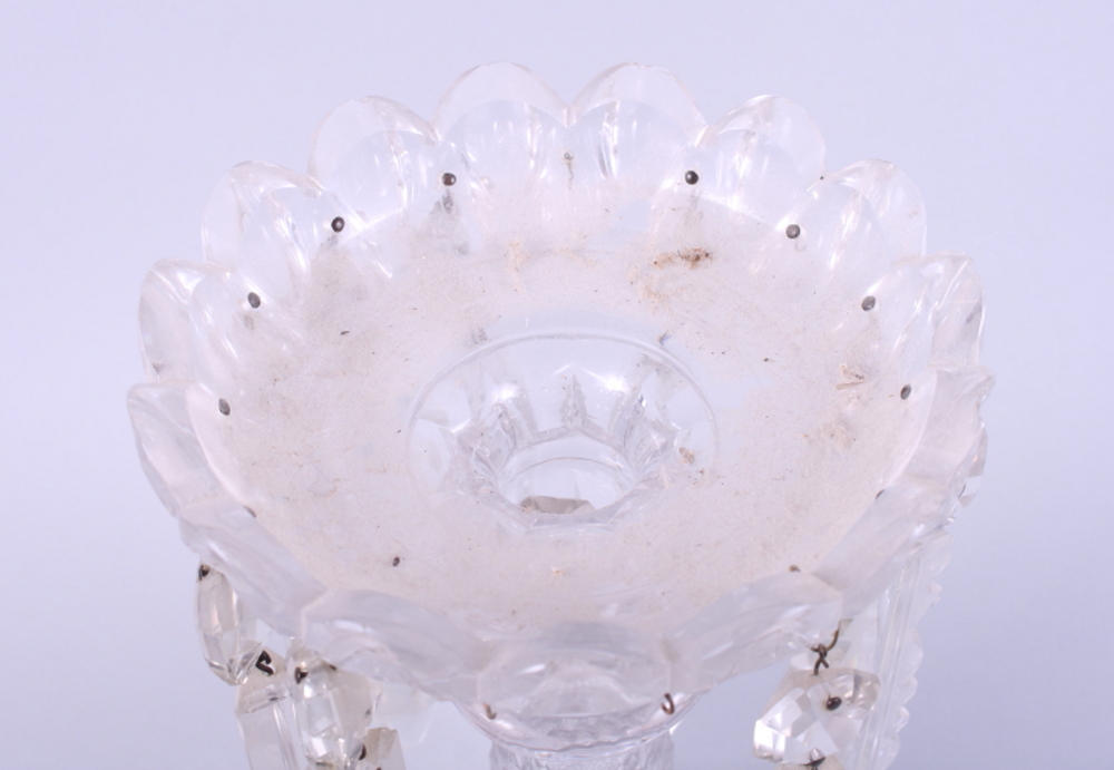 A Victorian glass table lustre hung prism drops - Image 3 of 5