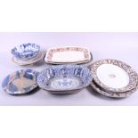 A 19th century blue and white Greek vase and armorial centre shallow dish, an Anchor Line tazza