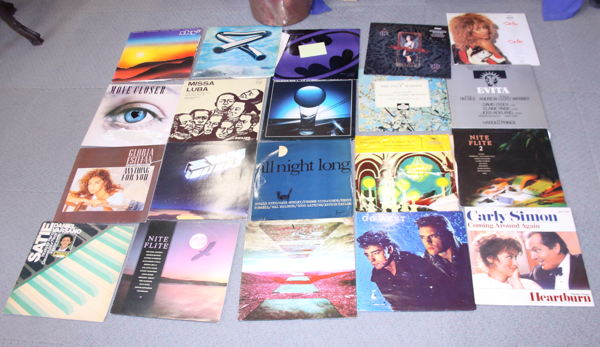 A collection of 12" vinyl LPs, mainly 1970s and 1980s pop and some classical, including Tubular - Image 2 of 5
