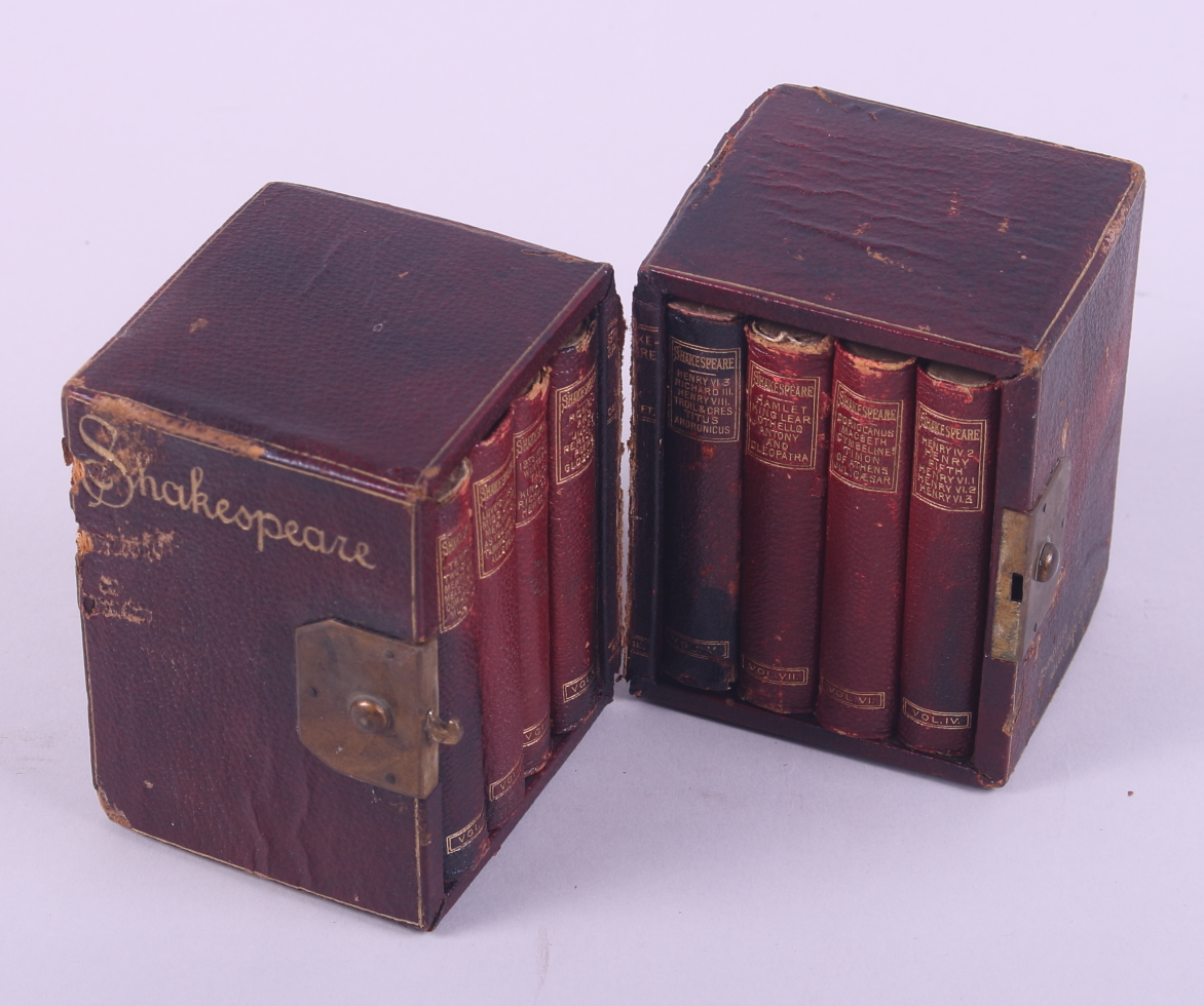 "Shakespeare Complete Works with Life and Glossary", eight vols, in case - Image 5 of 5
