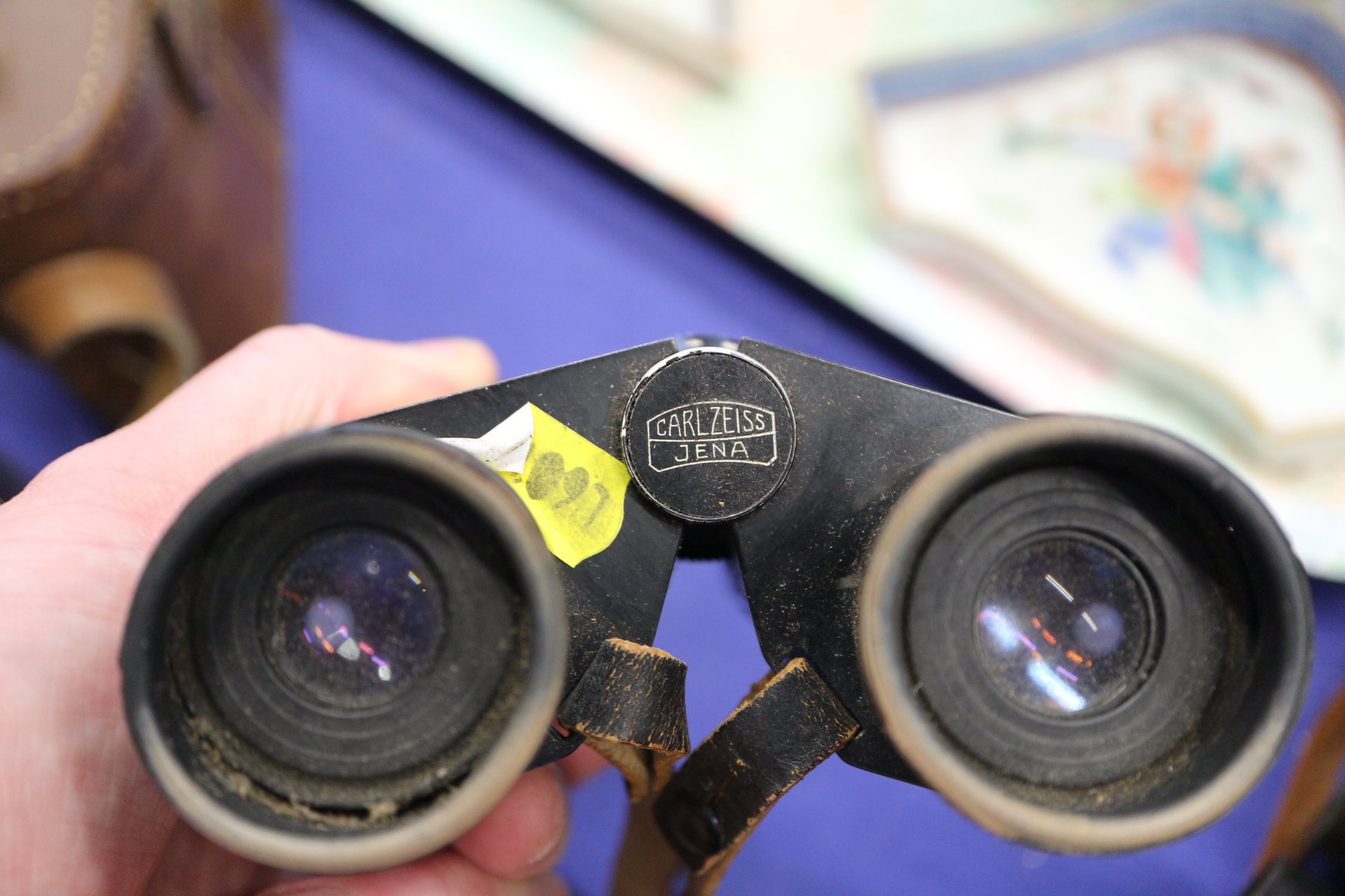 A pair of Carl Zeiss 8x32B binoculars, a pair of military binoculars, two other pairs of - Image 6 of 24