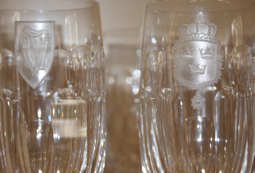 A Waterford "Curraghmore" pattern cut glass part table service for six with etched decoration of - Image 6 of 8