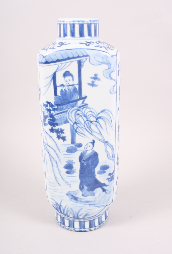 A Chinese blue and white porcelain vase, decorated long Liza, 12 1/2" high - Image 3 of 6