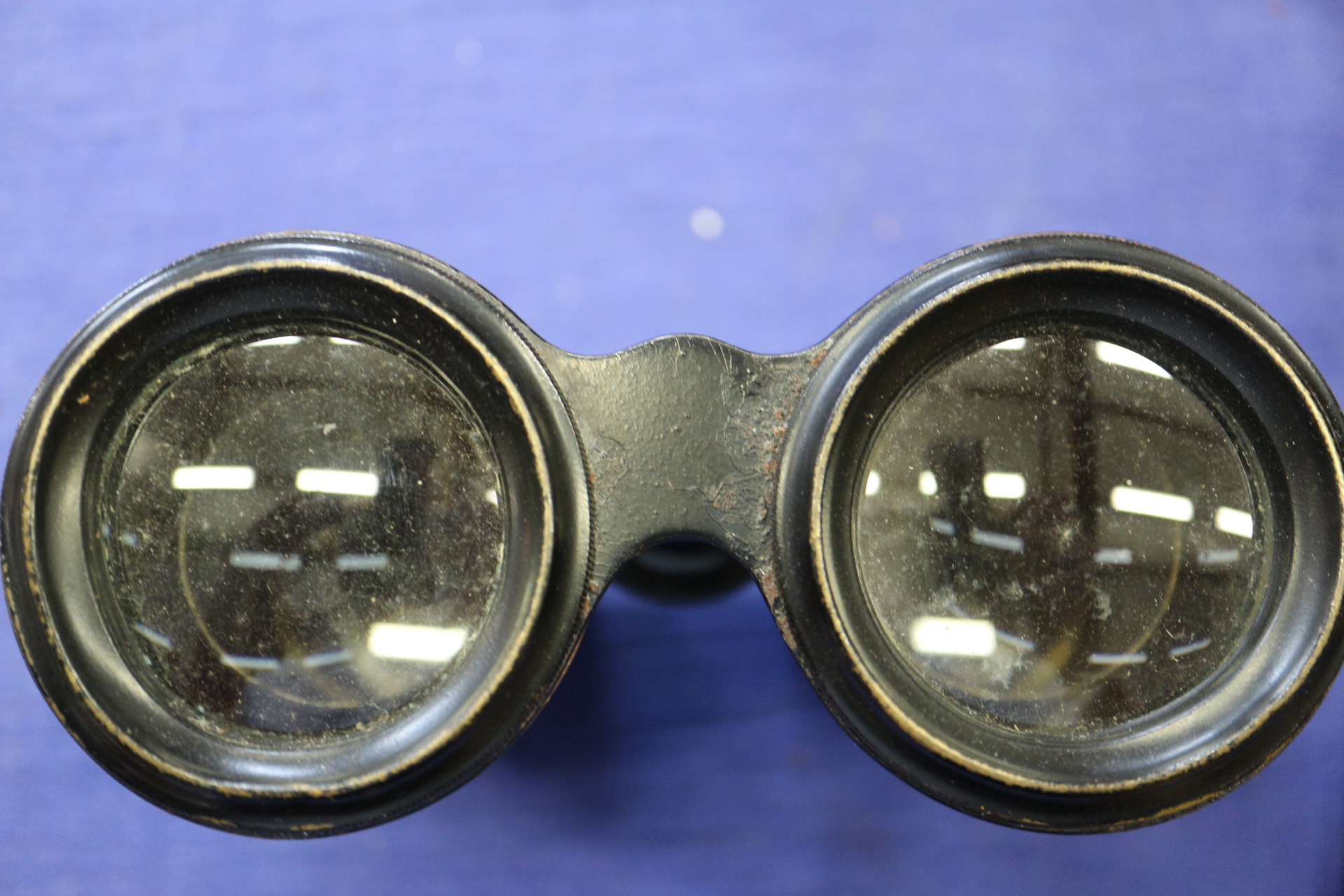 A pair of Carl Zeiss 8x32B binoculars, a pair of military binoculars, two other pairs of - Image 16 of 24