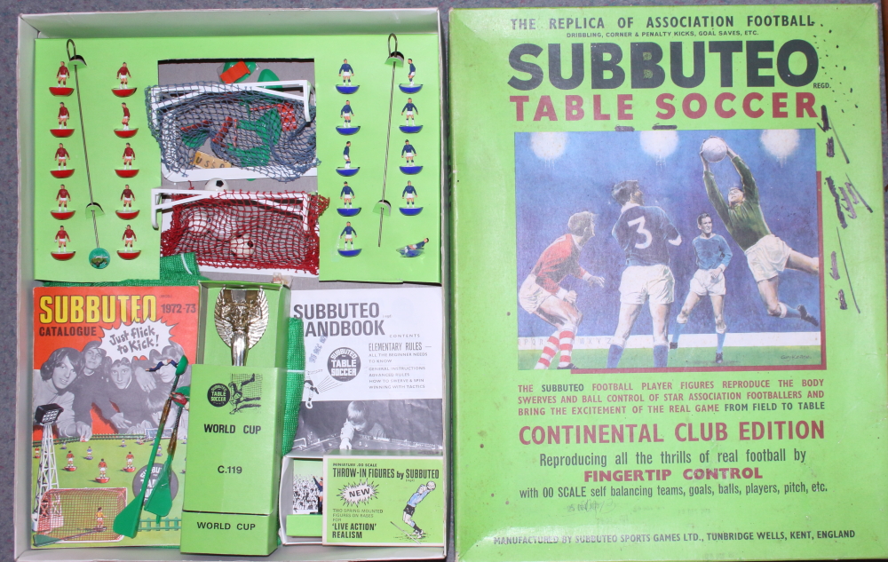A Continental Club Edition Subbuteo table soccer game, including handbook, 1972-73 catalogue,
